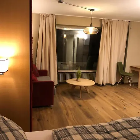 1 Kitzbühel